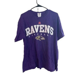 NFL TEAM APPAREL SIZE LARGE PURPLE TEE WITH RAVENS DESIGNS